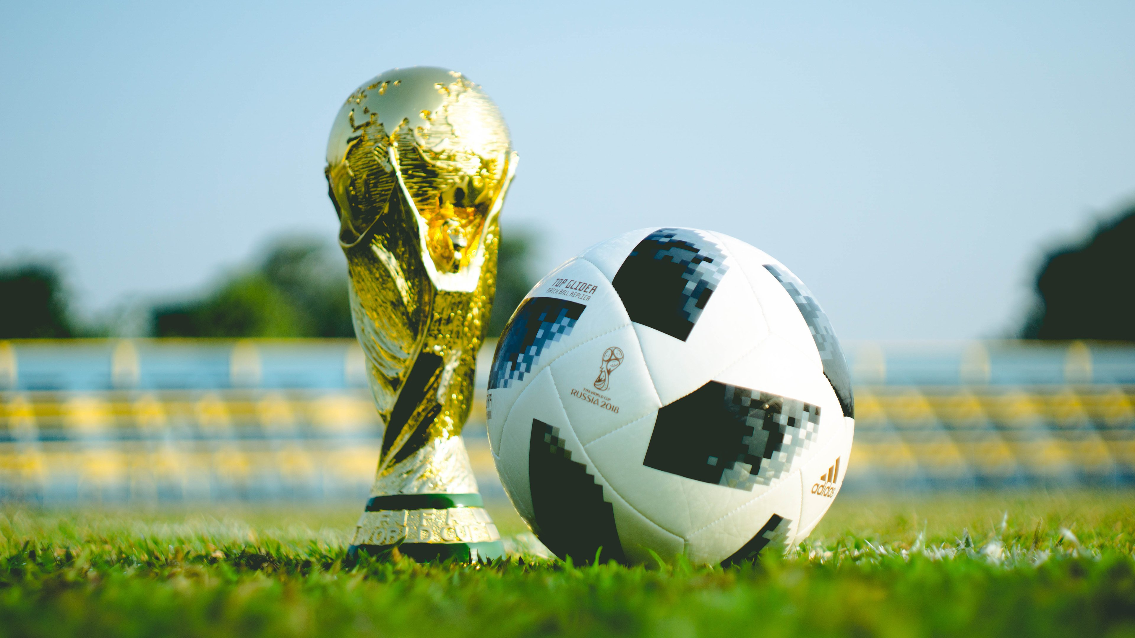 世界杯2026-太疯狂!苏亚雷斯率卡塔尔4-0血洗哥伦比亚,世界足球格局一夜变天